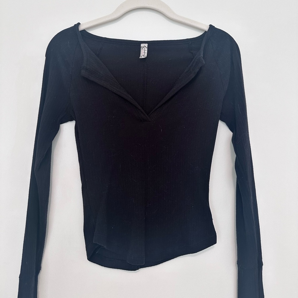 free people black long sleeve (size XS)